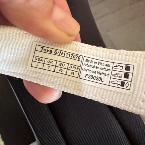 TEVA JADITO PLAYTFORM SANDALS WHITE NIB - Picture 3 of 6